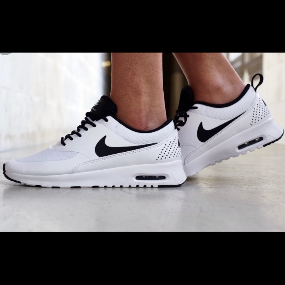 White Nike Air Max Thea size 9.